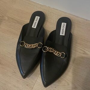 Steve Madden - Size 7.5 - Black Leather
